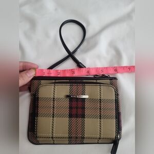 NINE WEST Plaid Wristlet‎